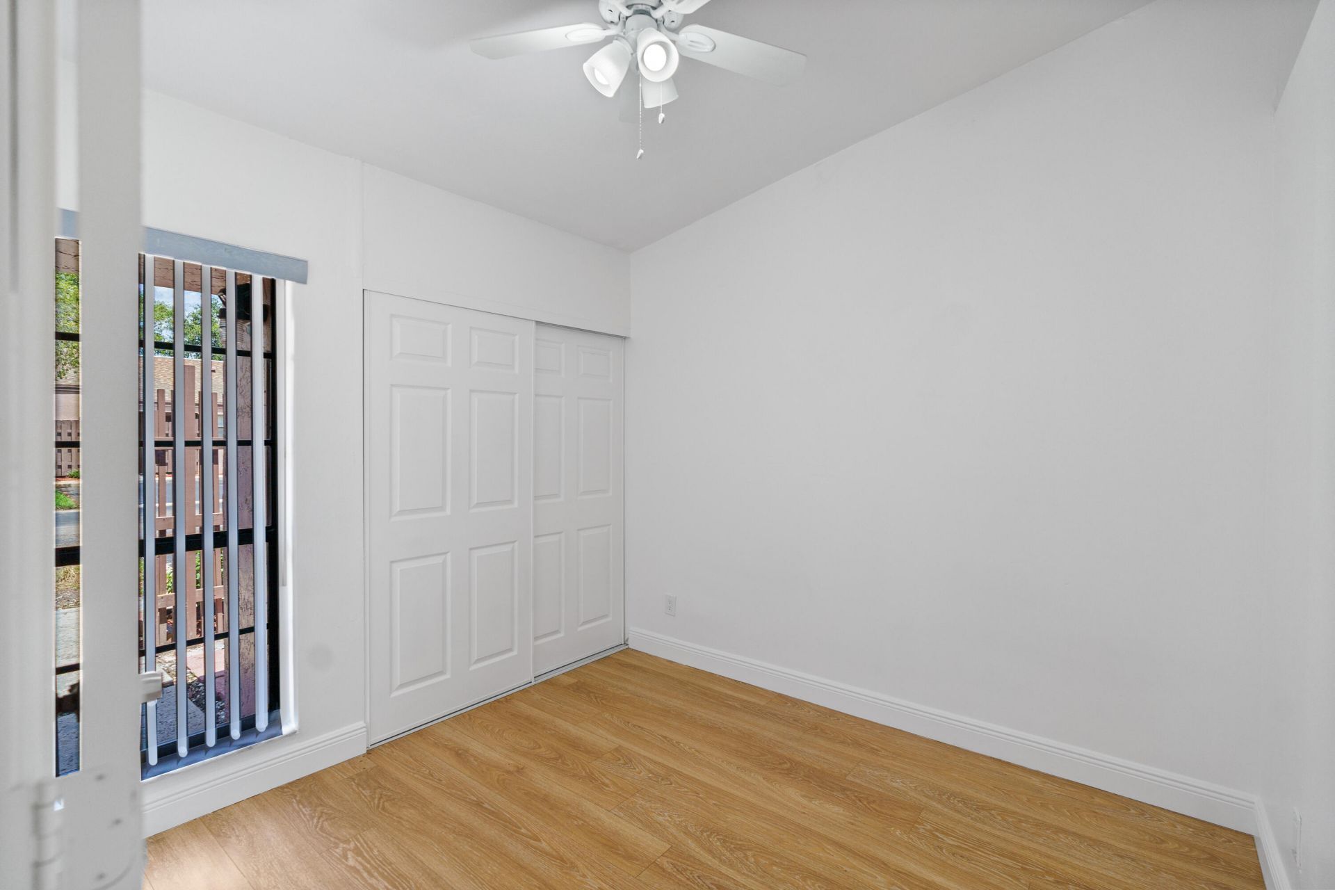 1213 NW 122nd Terrace, Pembroke Pines, FL 33026 Photo