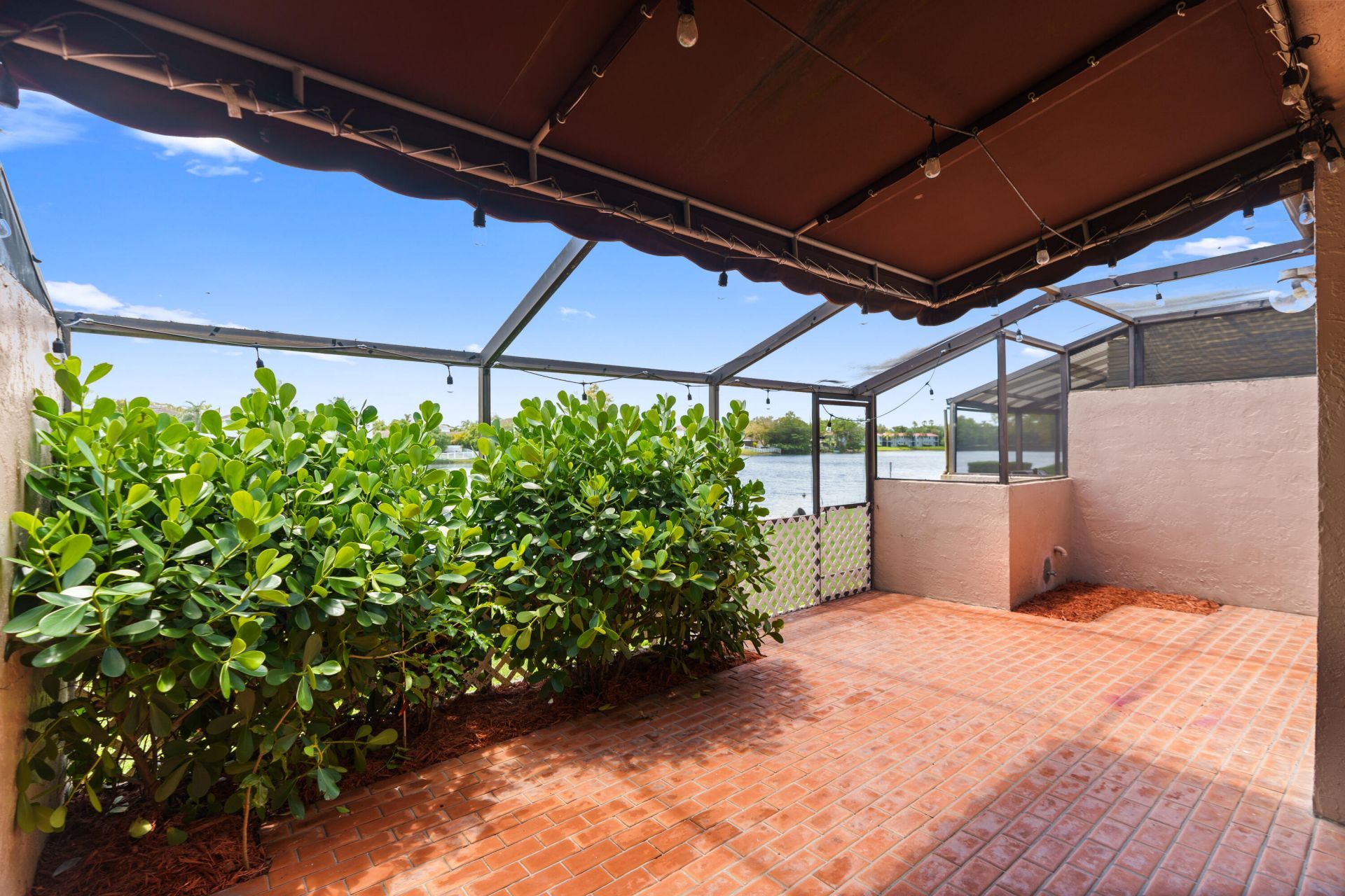 1213 NW 122nd Terrace, Pembroke Pines, FL 33026 Photo