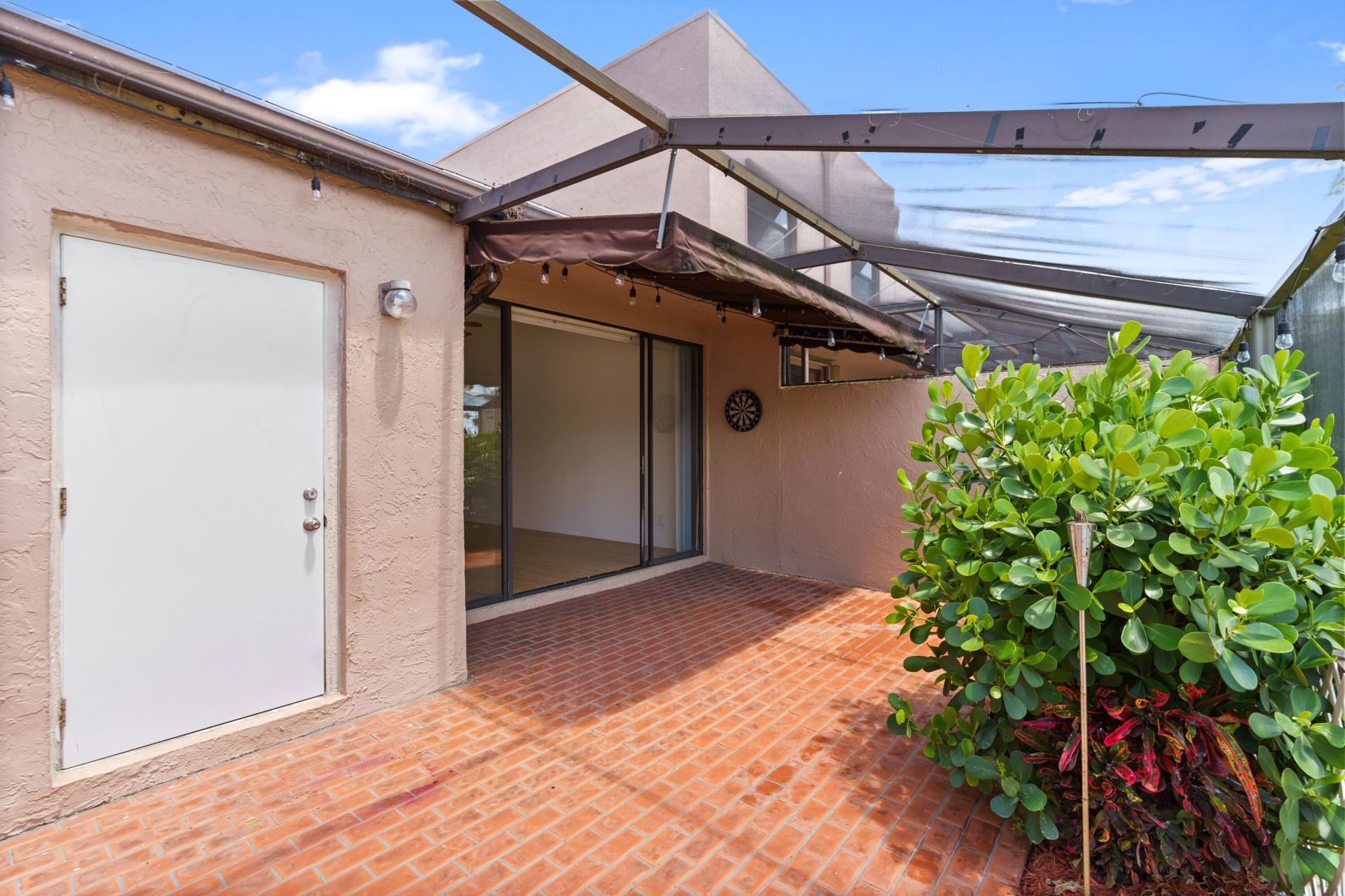 1213 NW 122nd Terrace, Pembroke Pines, FL 33026 Photo