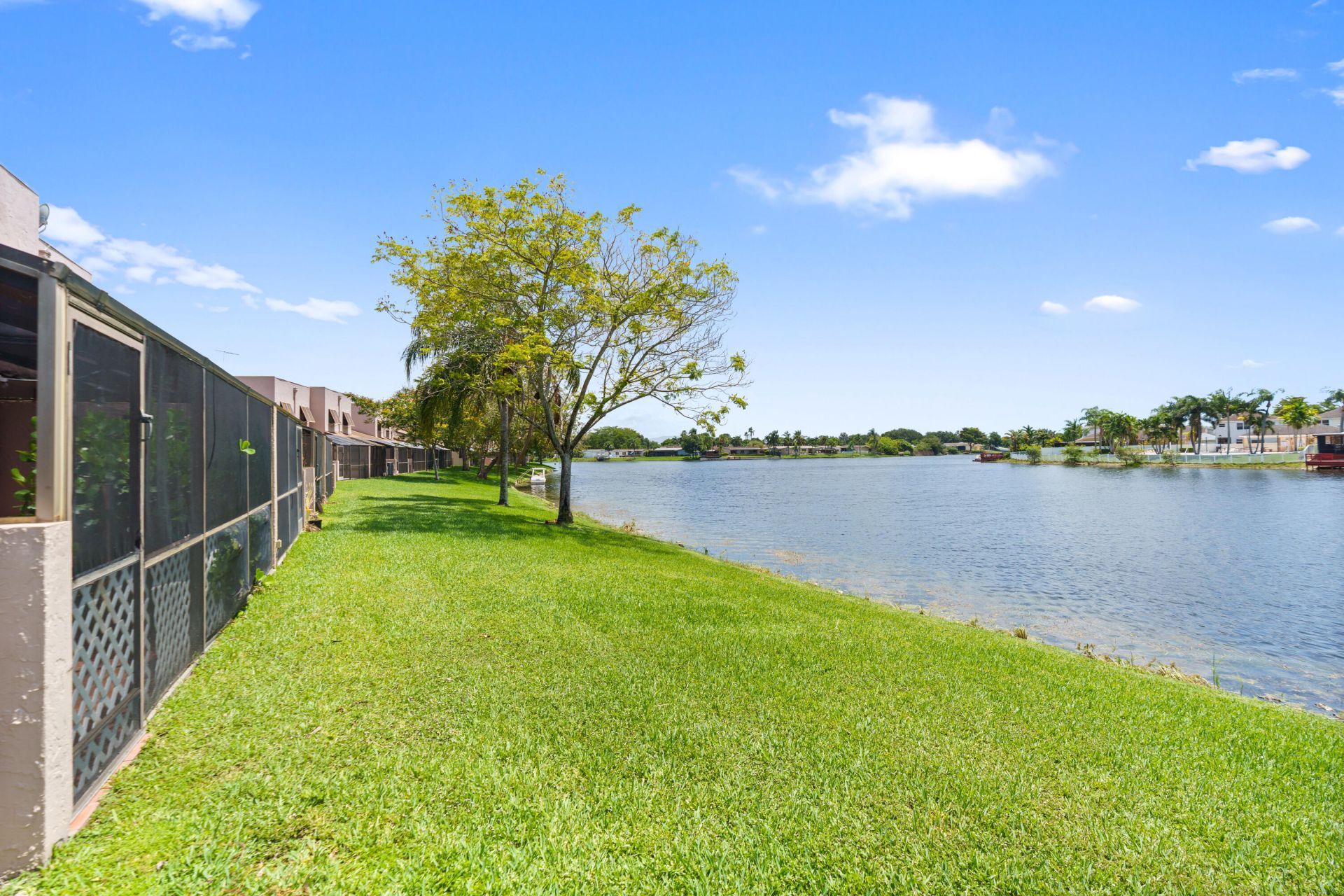 1213 NW 122nd Terrace, Pembroke Pines, FL 33026 Photo
