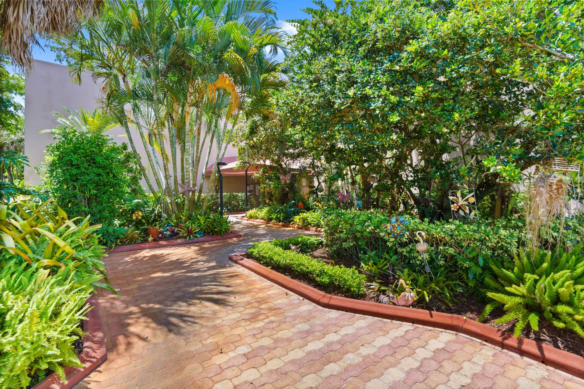 1213 NW 122nd Terrace, Pembroke Pines, FL 33026 Photo