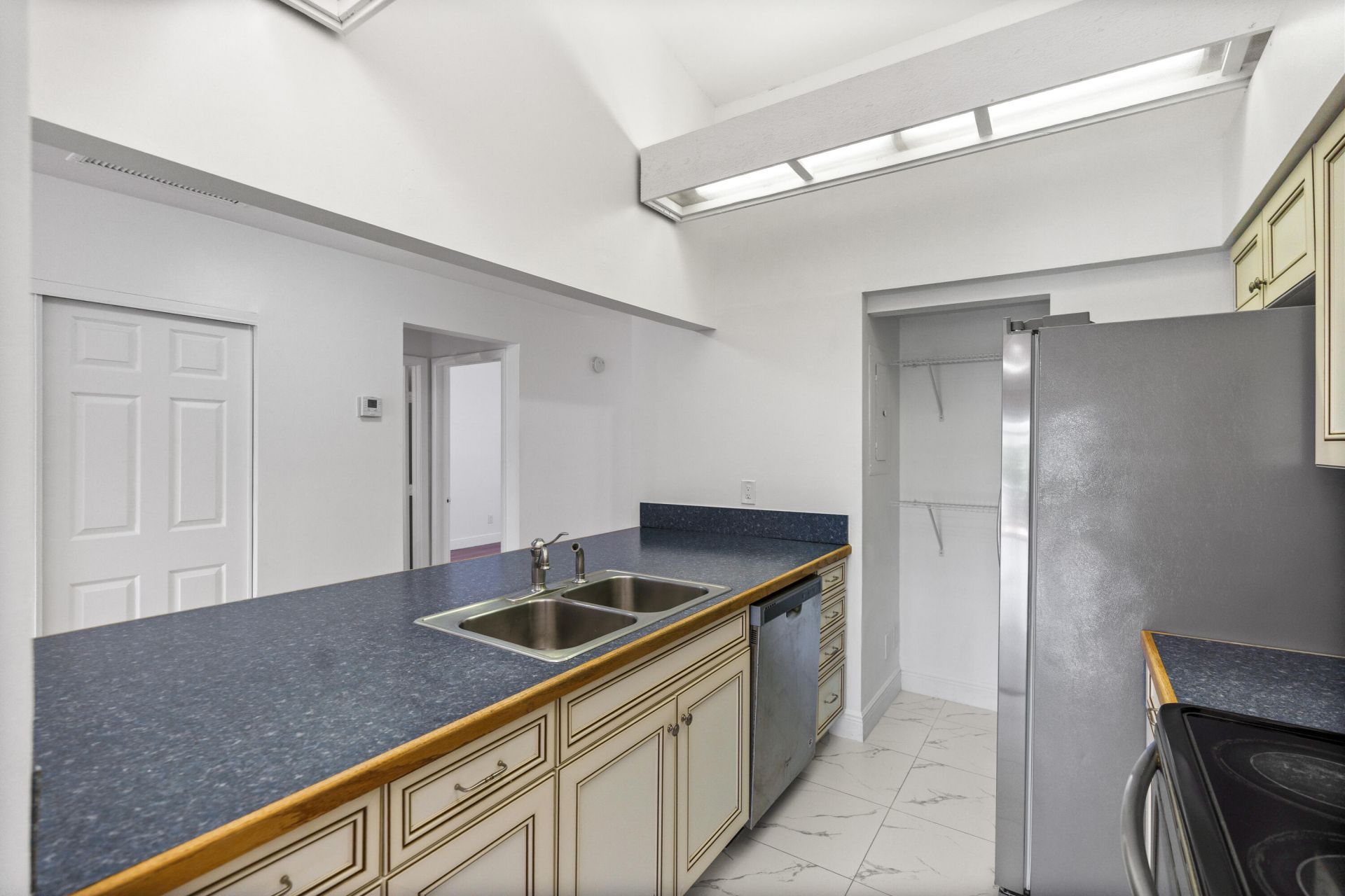 1213 NW 122nd Terrace, Pembroke Pines, FL 33026 Photo
