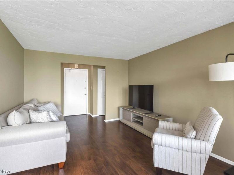 12900 Lake Avenue, Unit 427, Lakewood, OH 44107 Photo 10