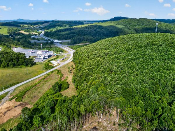 6196 Chances Creek RD , Fancy Gap, VA 24328