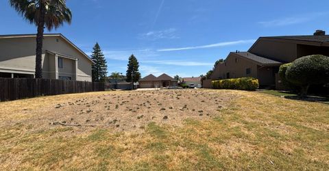 6 Lookout Ct, Sacramento, CA 95831 Photo