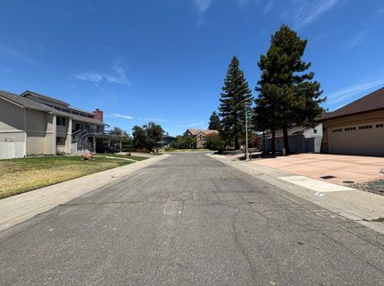 6 Lookout Ct, Sacramento, CA 95831 Photo