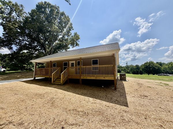 155 E Scott St , Lawrenceburg, TN 38464