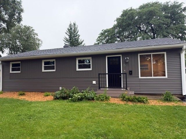 75 Cambridge Lane, Glendale Heights, IL 60139 Main Photo