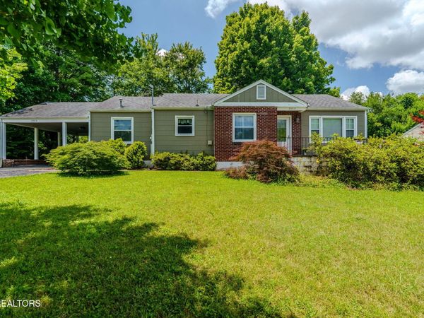 3403 Luwana Lane, Knoxville, TN 37917