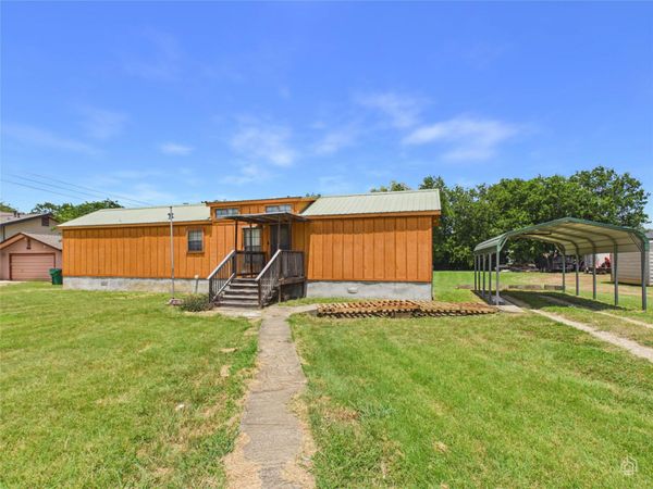 202 N Mustang Ave, Cedar Park, TX 78613