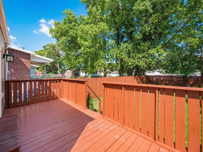 574 Seymour Avenue , Columbus, OH 43205 Photo 17