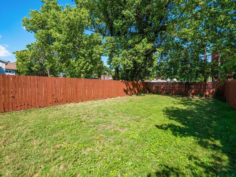 574 Seymour Avenue , Columbus, OH 43205 Photo 19