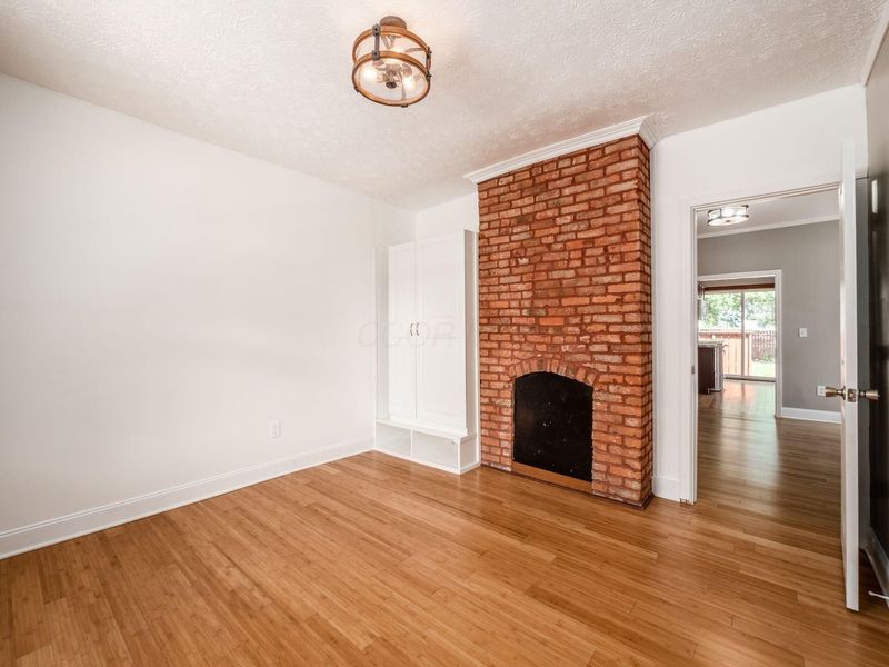574 Seymour Avenue , Columbus, OH 43205 Photo 5