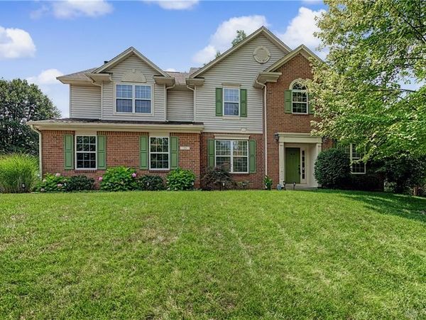 25 Clay Manor Court, Springboro, OH 45066