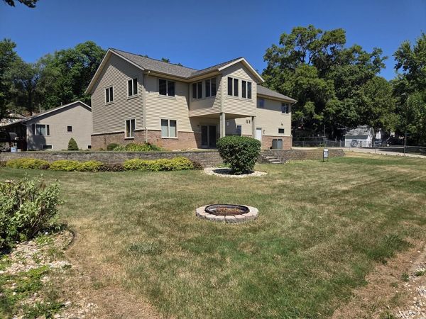 1806 E Road 3, Edgerton, WI 53534