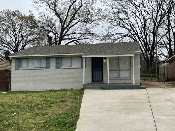 223 CHARTER AVE, Memphis, TN 38109
