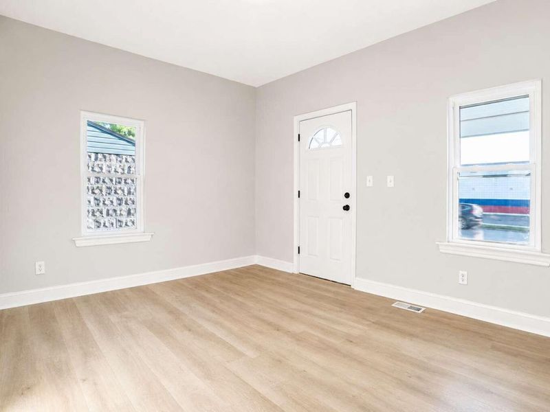 218 N Jackson Street, Springfield, OH 45504 Photo 6