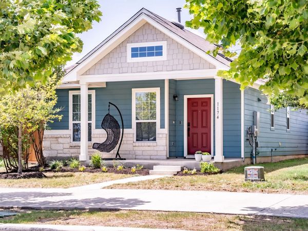 1174 Esplanade PKWY, San Marcos, TX 78666