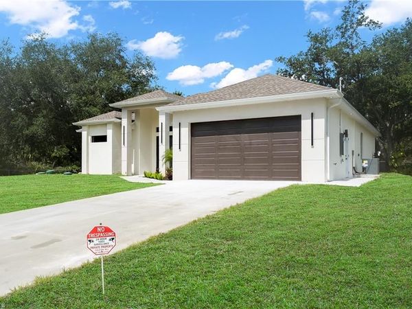 619 Sheldon AVE , LEHIGH ACRES, FL 33936