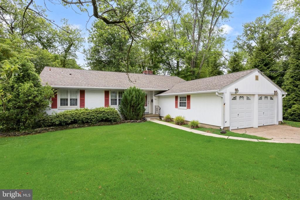 223 Dickens Court, Cherry Hill, NJ 08034 Main Photo