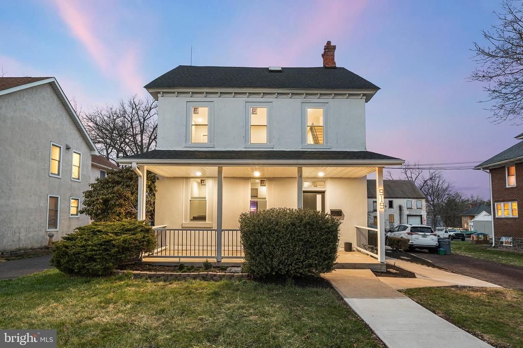919A W BROAD STREET, QUAKERTOWN, PA 18951
