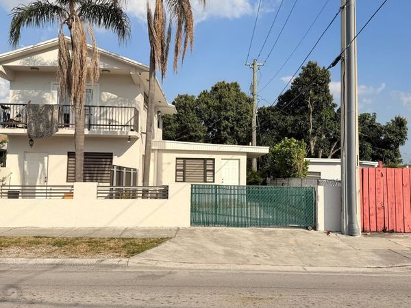 1390 W 37th Street, Unit 101, Hialeah, FL 33012