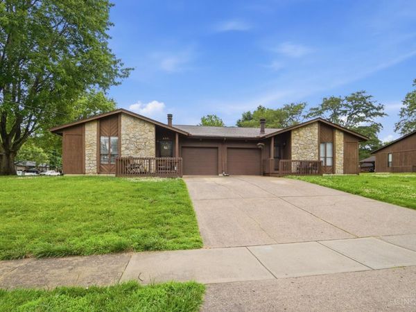 2221 Joshua Circle, Turtle Creek Twp, OH 45044