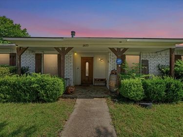 11623 Lochlynn Circle, Dallas, TX 75228