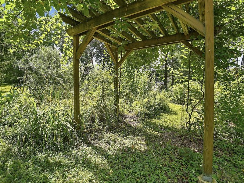 525 S Hempstead Road, Westerville, OH 43081 Photo 146