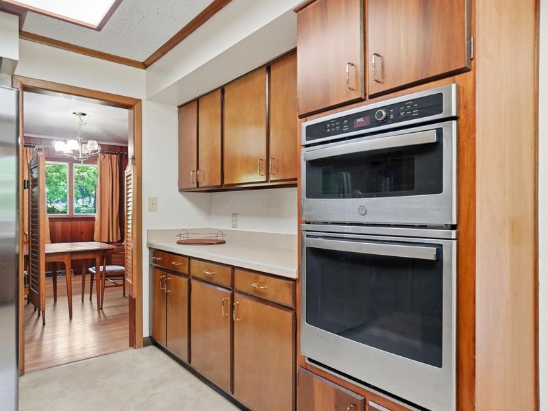 525 S Hempstead Road, Westerville, OH 43081 Photo 37