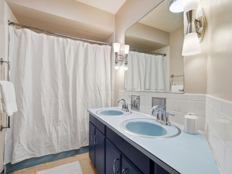 525 S Hempstead Road, Westerville, OH 43081 Photo 64