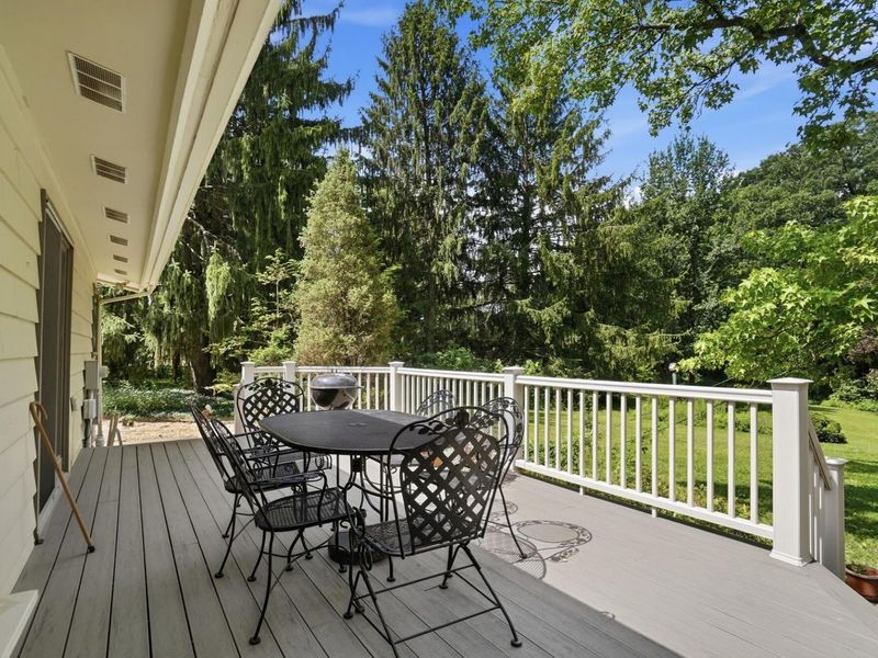 525 S Hempstead Road, Westerville, OH 43081 Photo 92