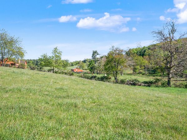 1370 Graysville RD SE, Copper Hill, VA 24079