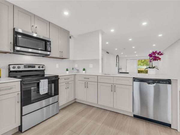 2101 Lucaya Bnd , Unit E1, Coconut Creek, FL 33066