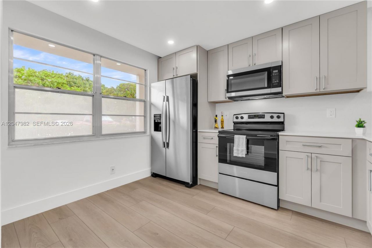 2101 Lucaya Bnd , Unit E1, Coconut Creek, FL 33066 Photo