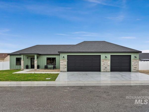 1201 Jade Dr, Rupert, ID 83350