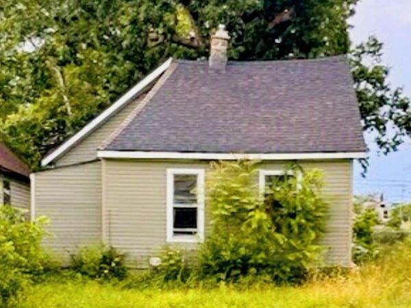 1611 Fernwood Avenue, Toledo, OH 43607
