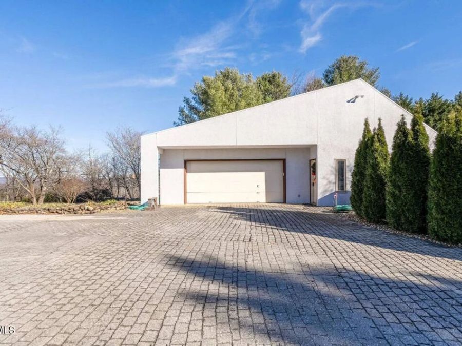 Property Image 43