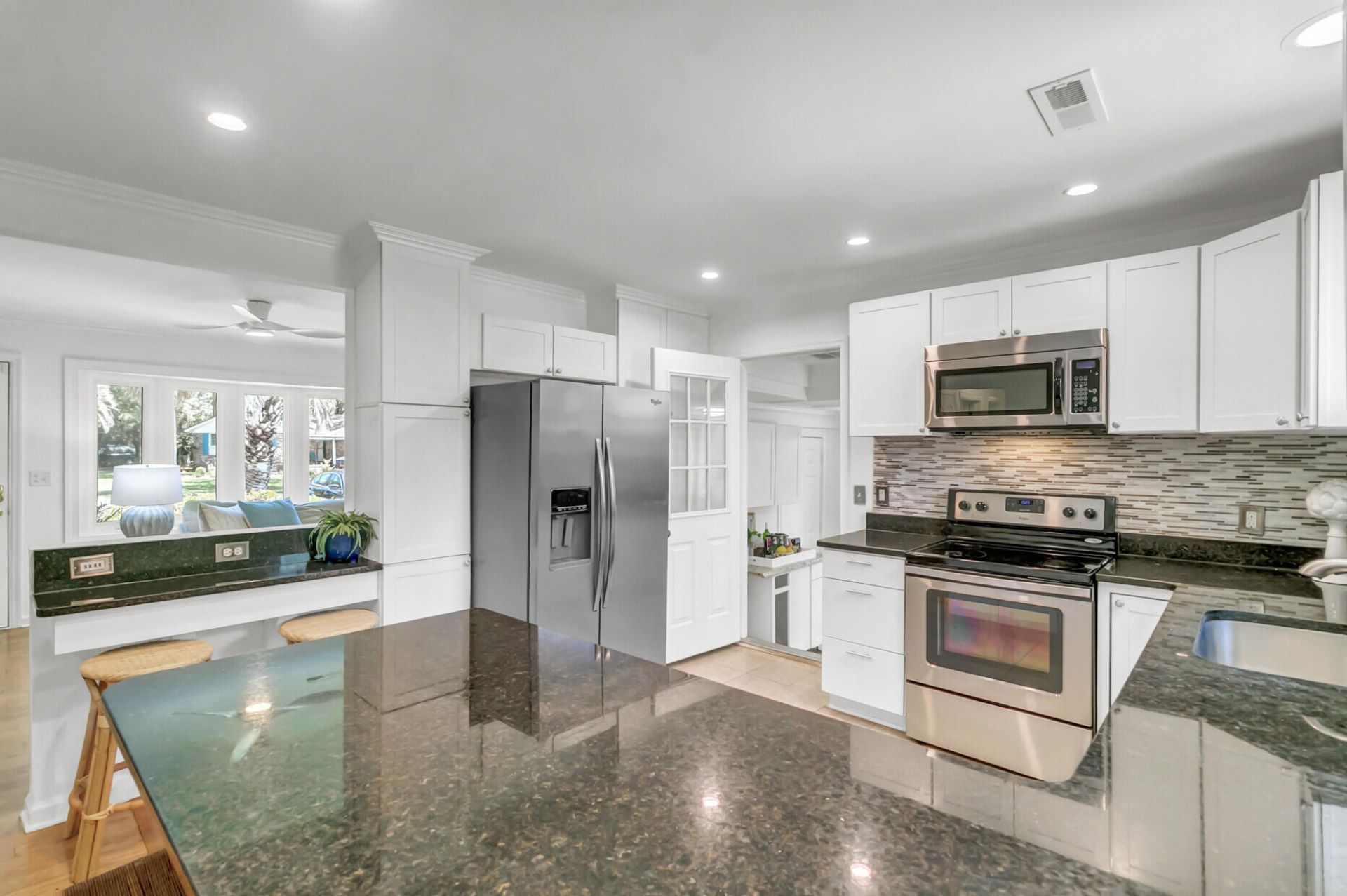 681 Port Circle Photo 11