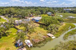 681 Port Circle photo 4