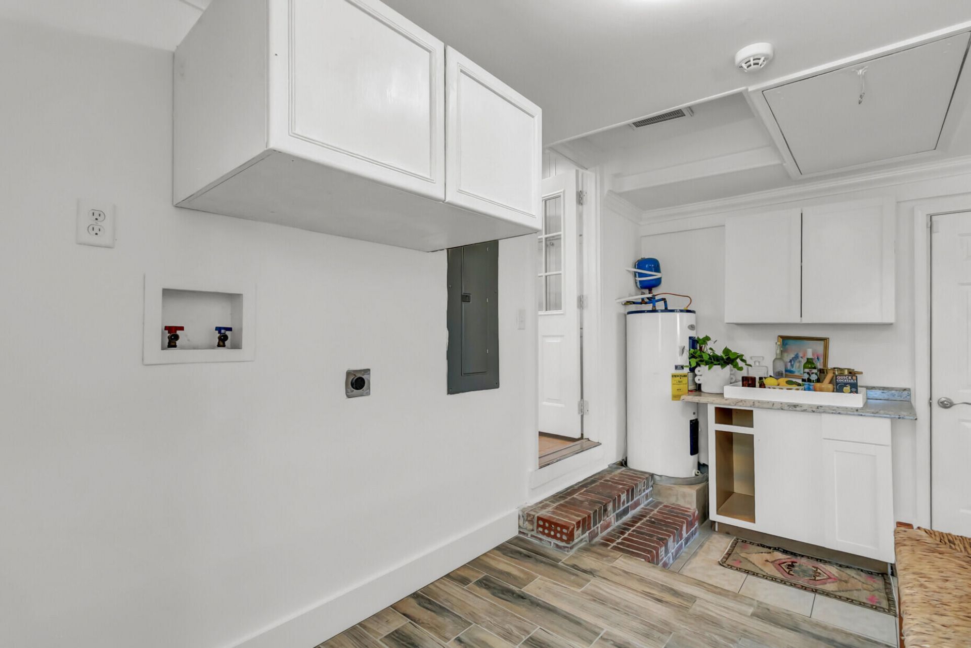 681 Port Circle Photo 30