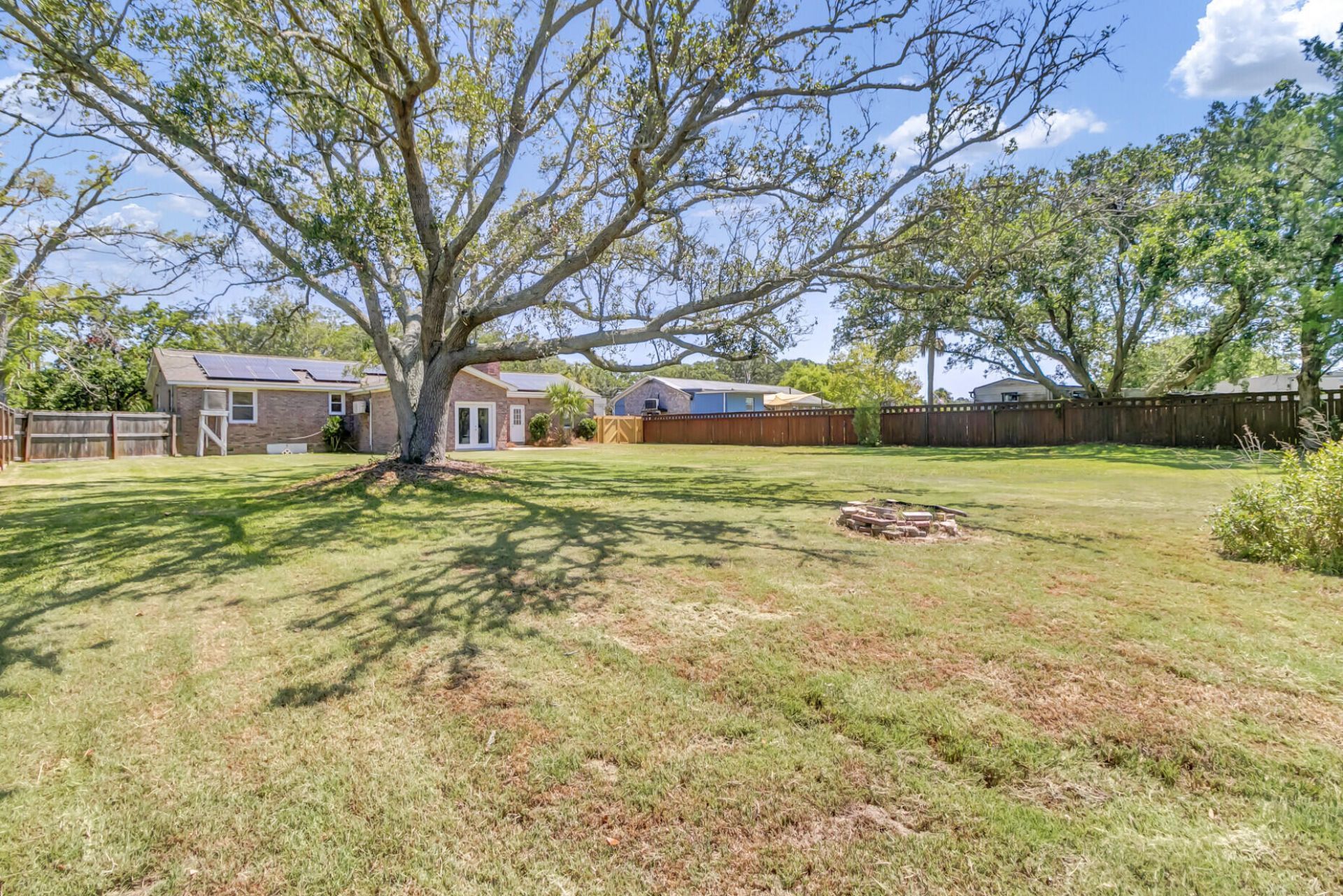 681 Port Circle Photo 34
