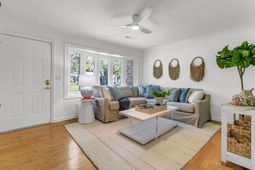 681 Port Circle photo 4