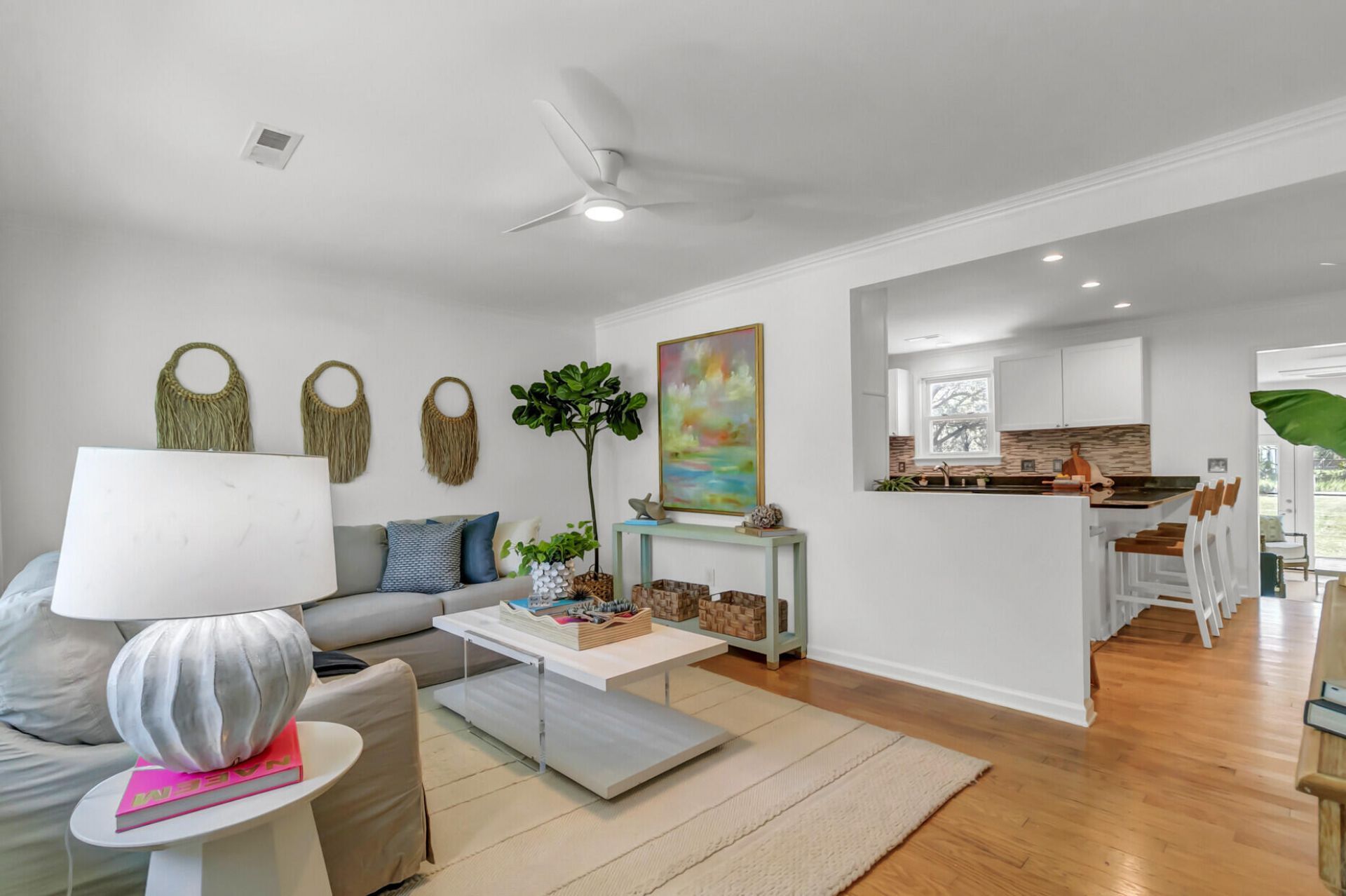 681 Port Circle Photo 6