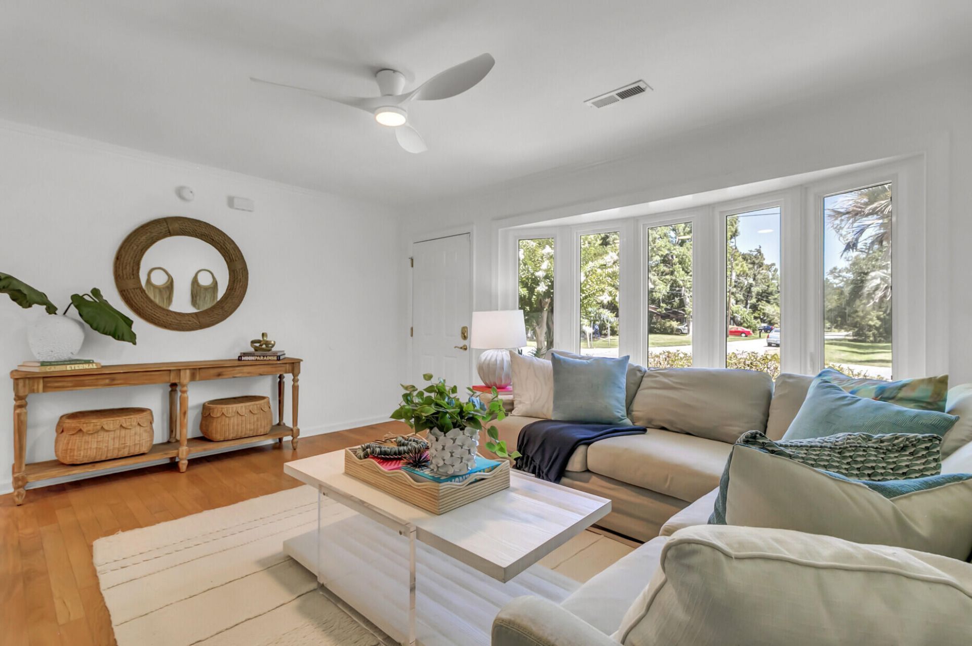 681 Port Circle Photo 7