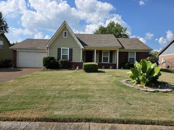 4364 Shadow Ridge Drive, Horn Lake, MS 38637