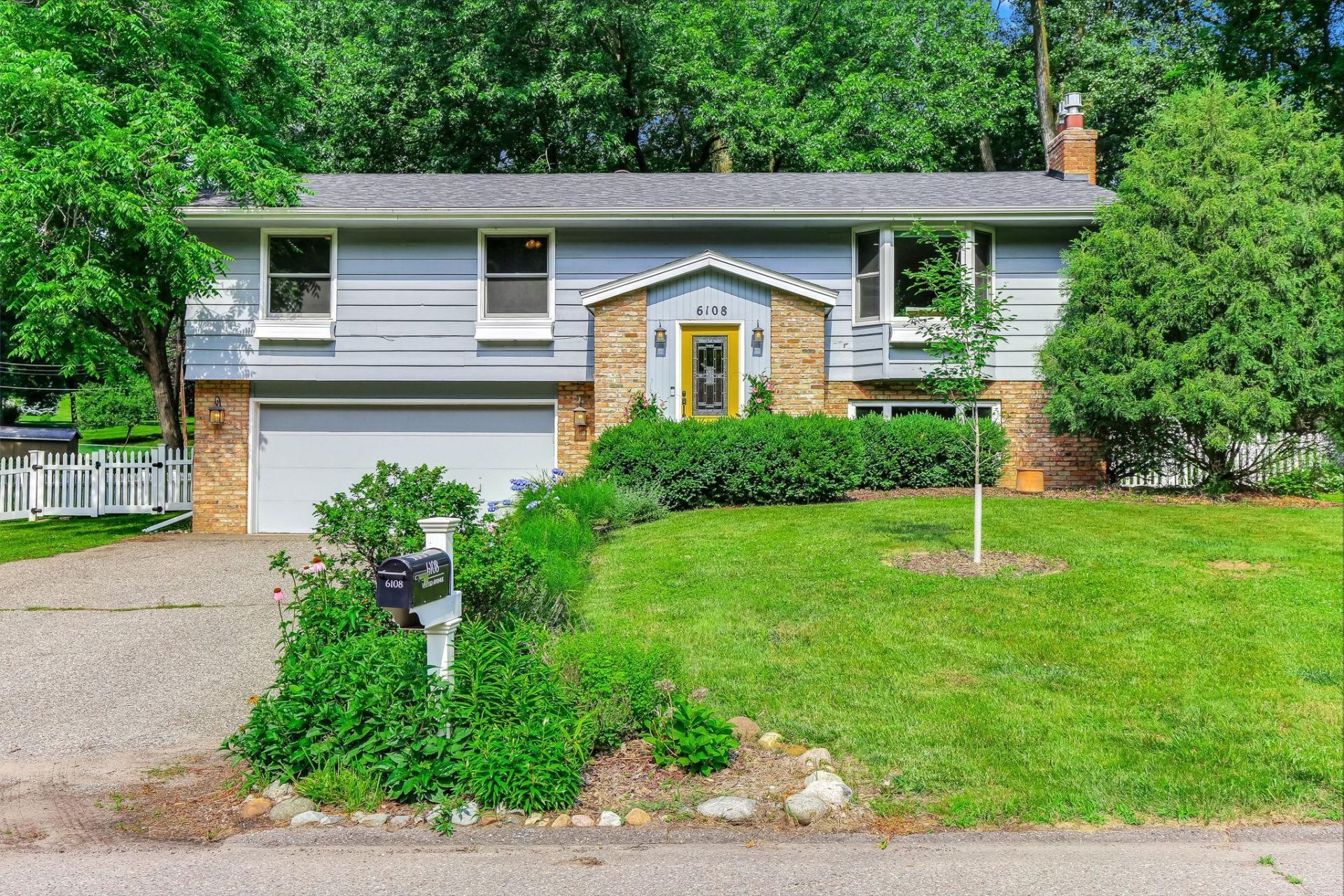 6108 Whited Avenue  Minnetonka, MN 55345