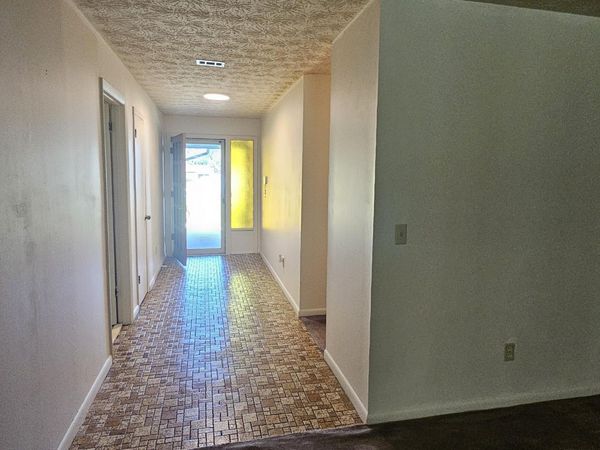 3839 FERNGLEN Drive, Jacksonville, FL 32277