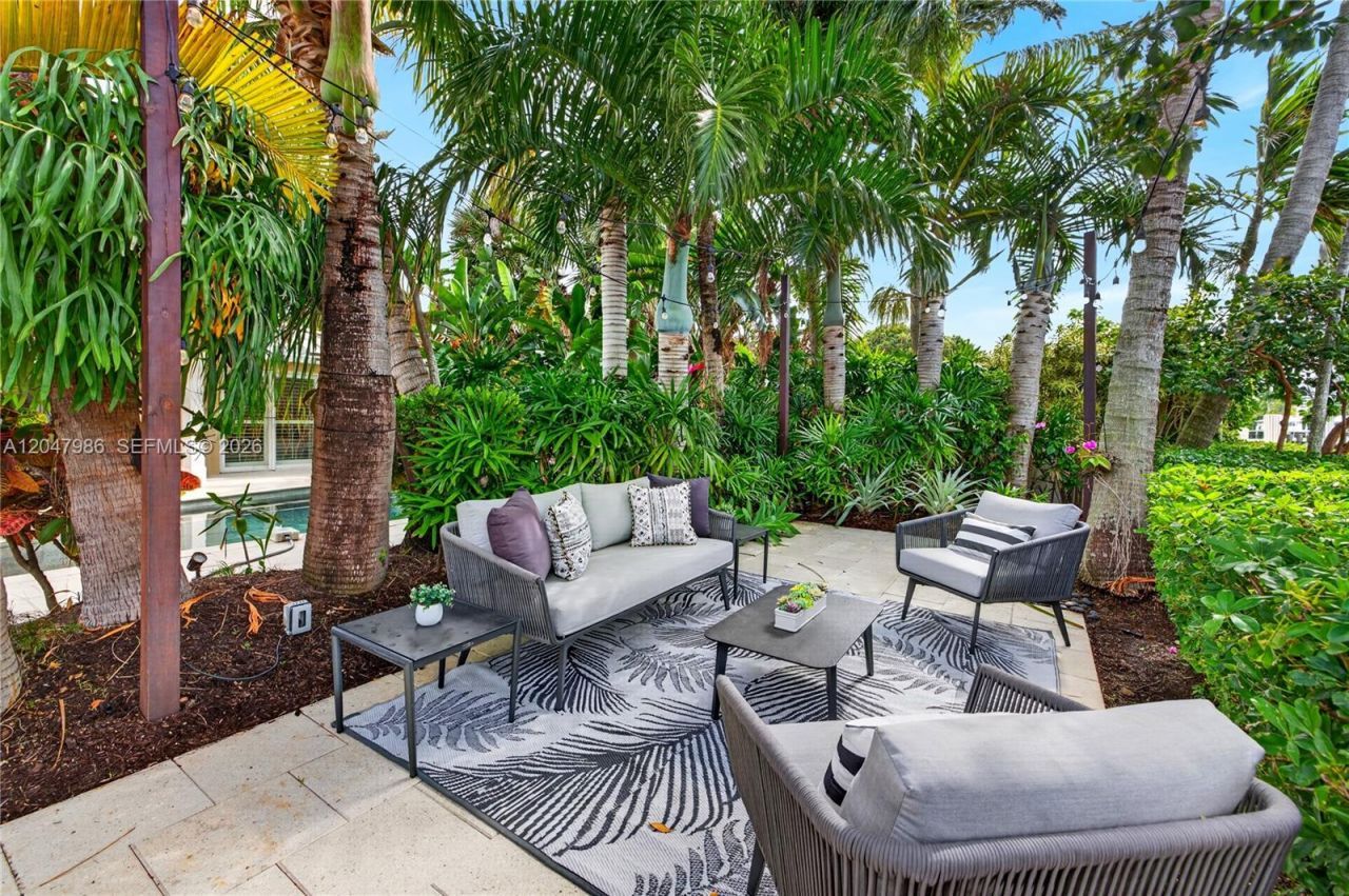 3050 NE 41st St , Fort Lauderdale, FL 33308 Photo