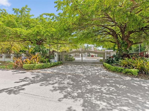 6600 SW 123rd St, Pinecrest, FL 33156